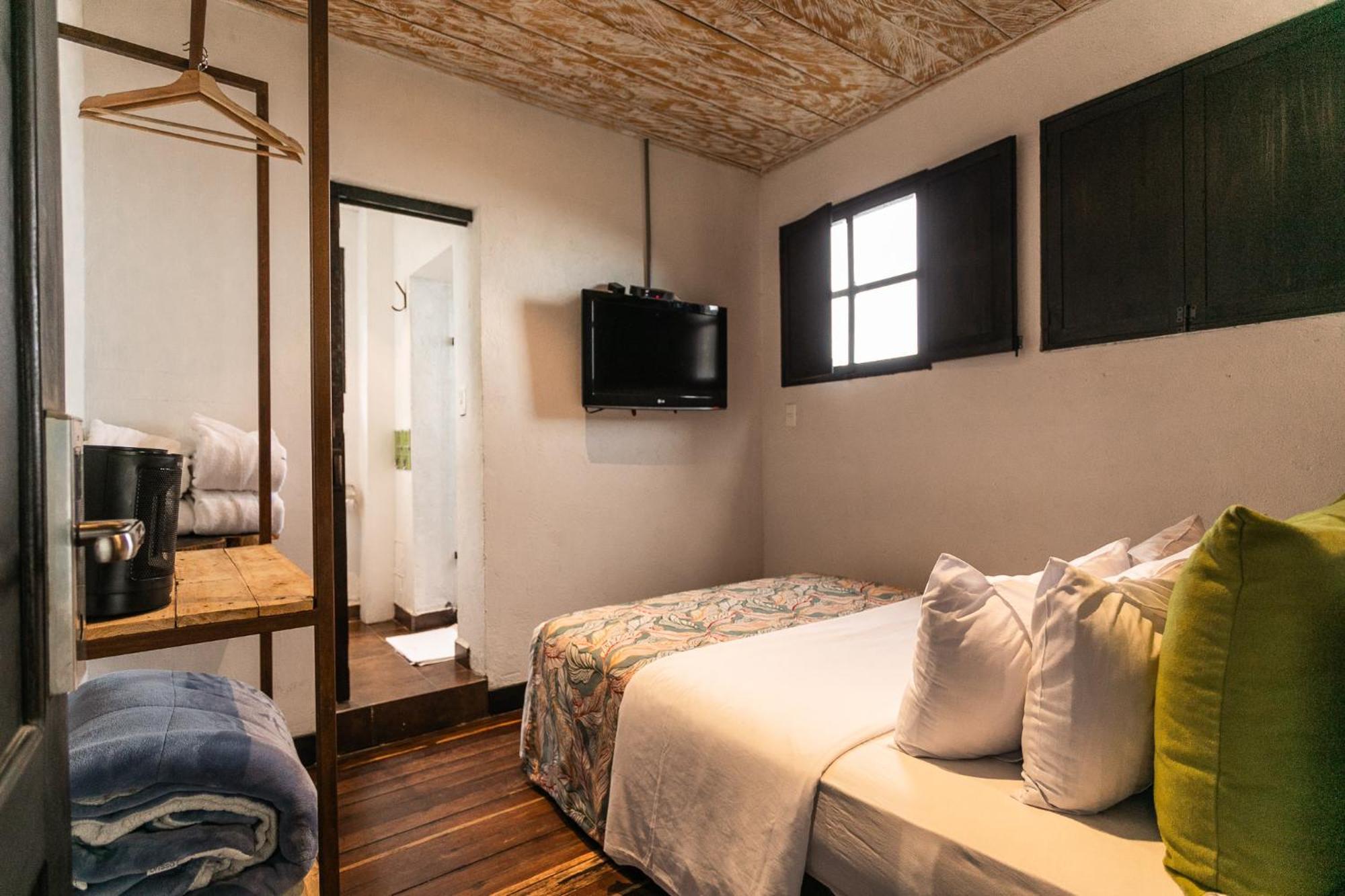 Hotel Termales Del Ruiz Gallinazo  Quarto foto